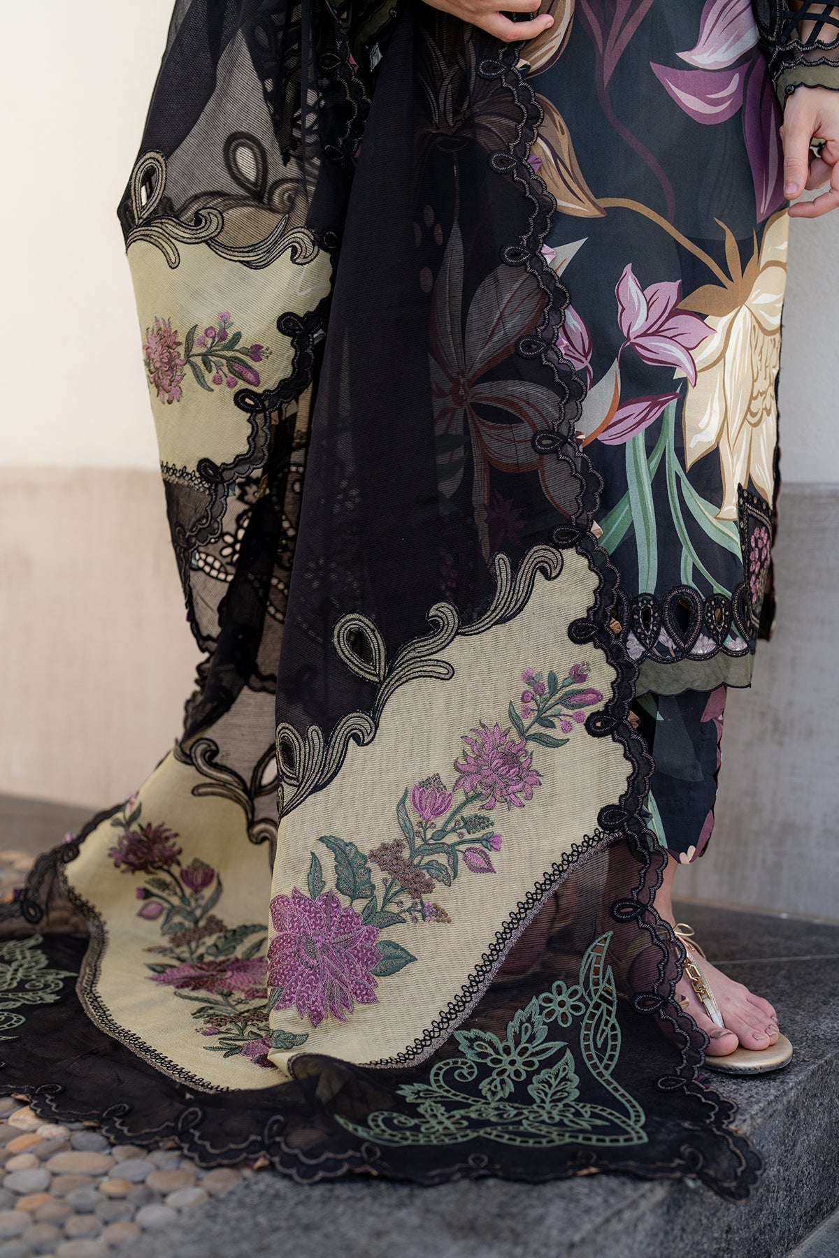 BR -3 Piece Unstitched Embroidered Lawn Suit