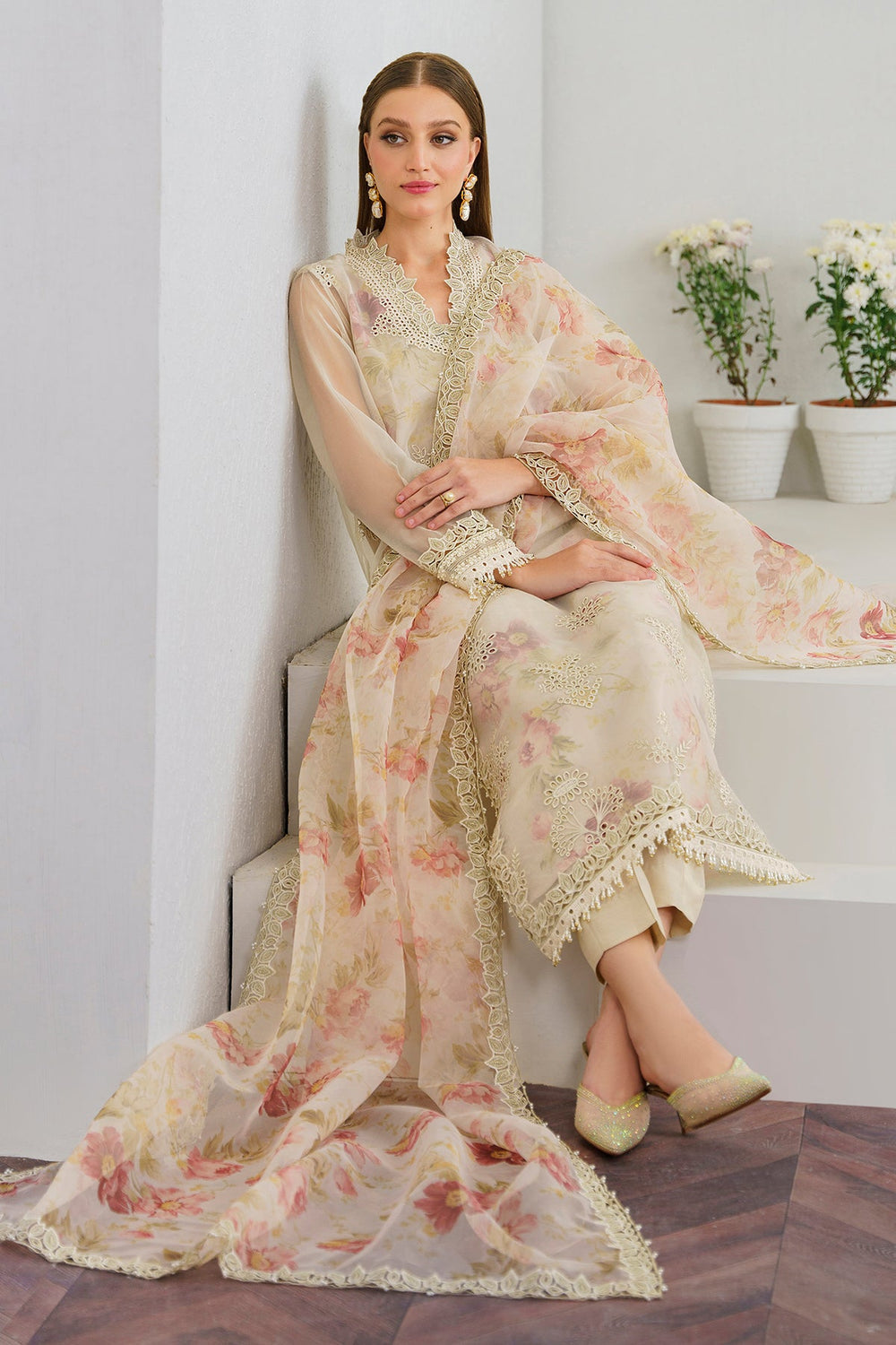 BH EMBROIDERED ORGANZA UNSTICH 3PC
