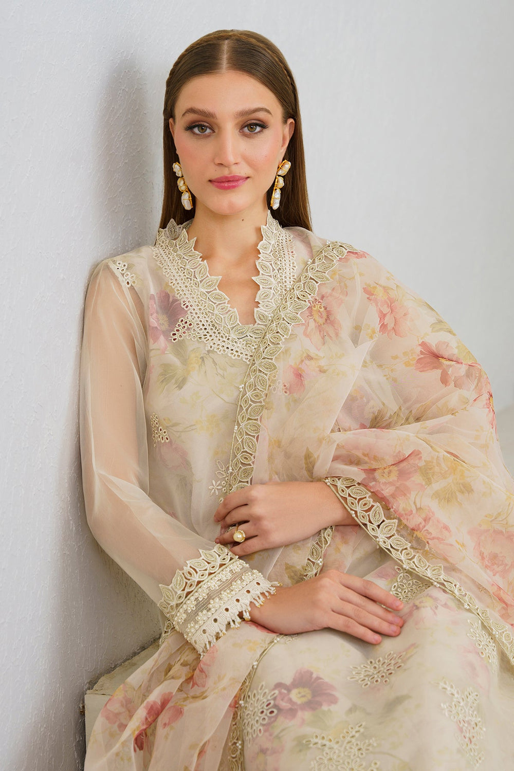 BH EMBROIDERED ORGANZA UNSTICH 3PC