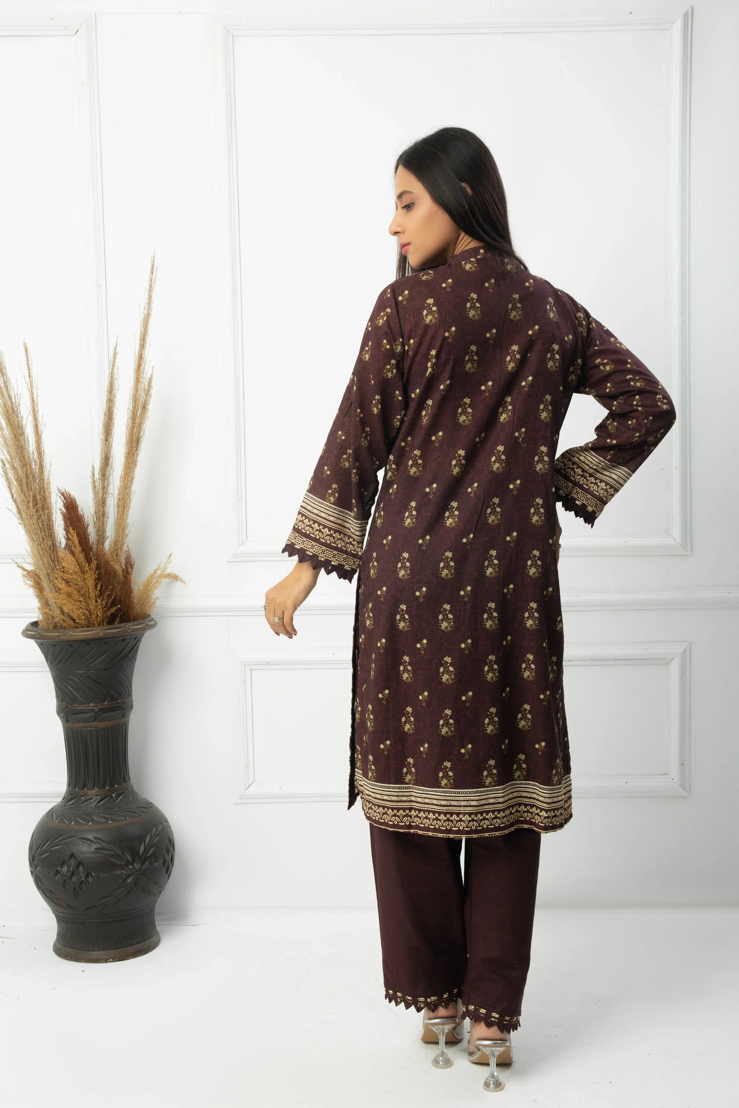 EMBC-010- 3 Piece Lawn Embroidered UnStitched Suit
