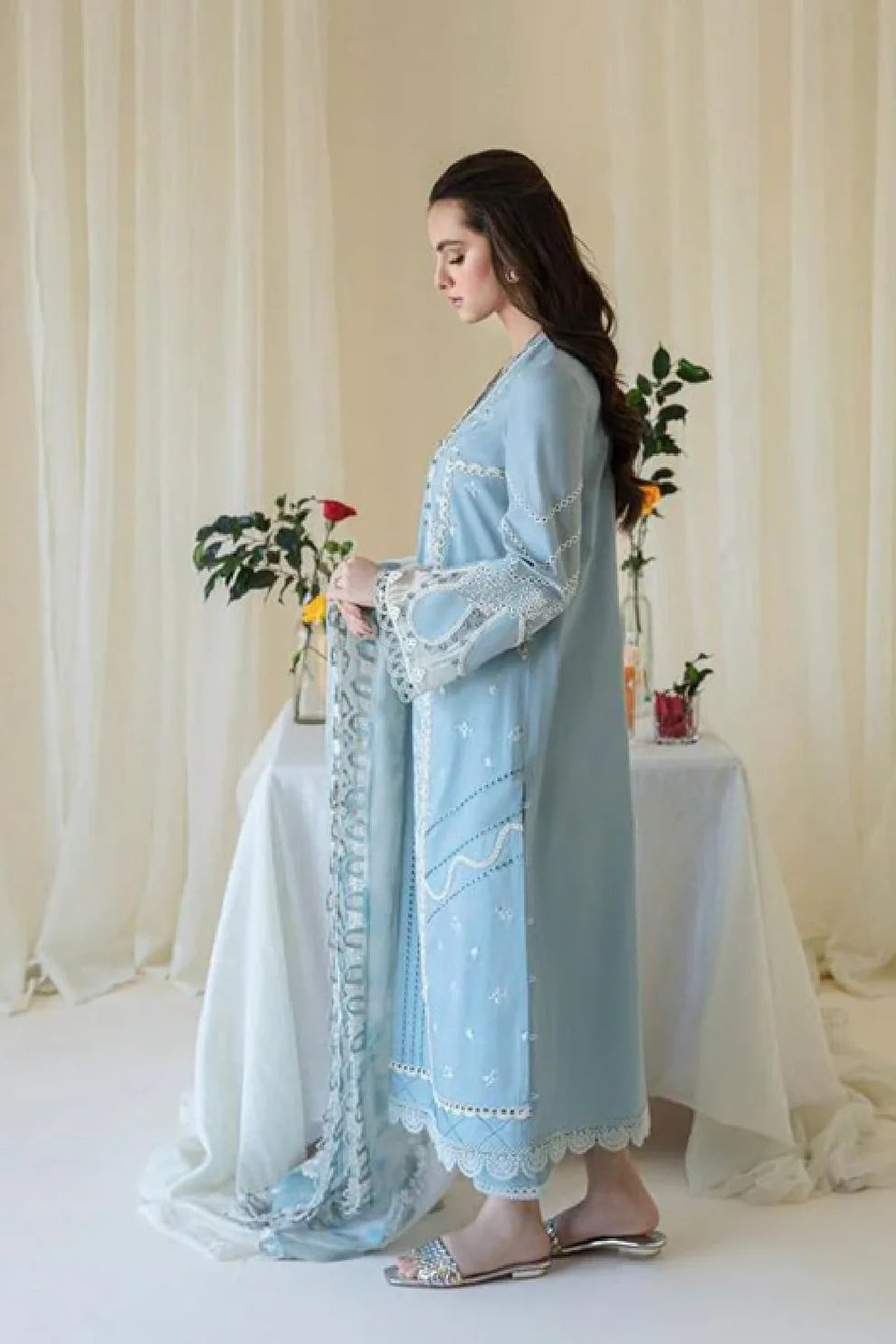 BH Luxury Embroidered Unstiched Chikankari Lawn 3Pc
