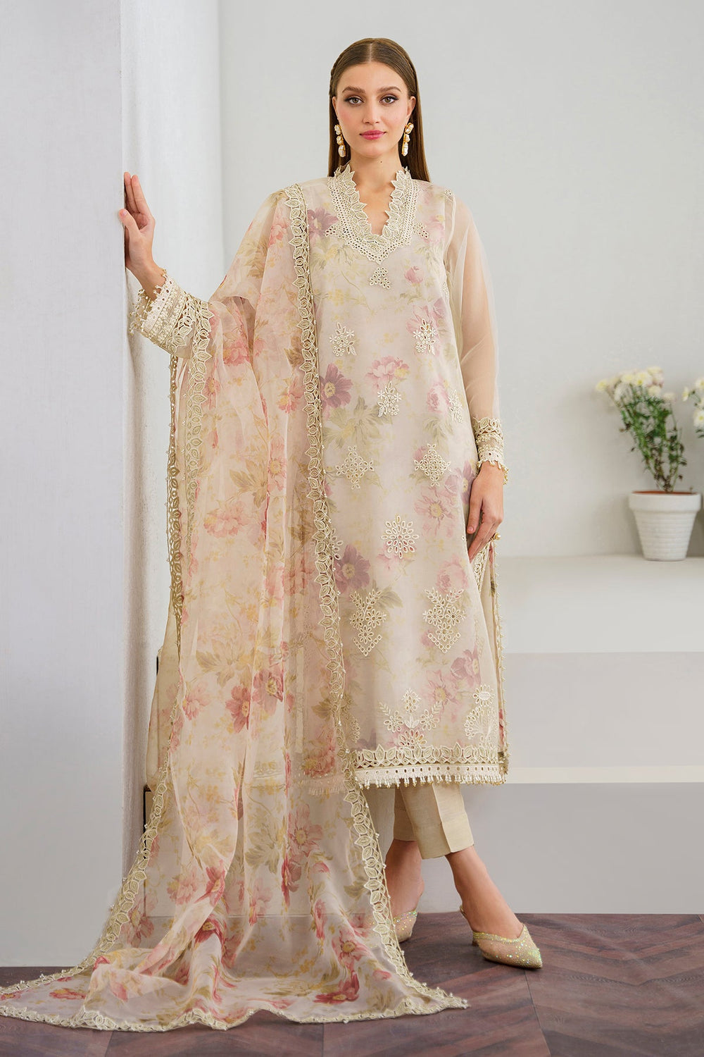 BH EMBROIDERED ORGANZA UNSTICH 3PC