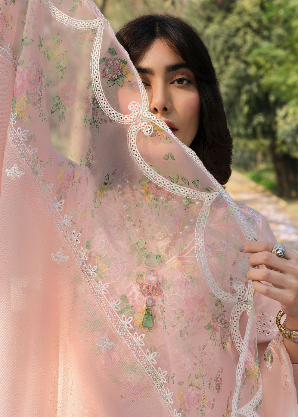 BH - Floral Forest Embroidered Lawn Chikankari Unstitched 3Pc Suit