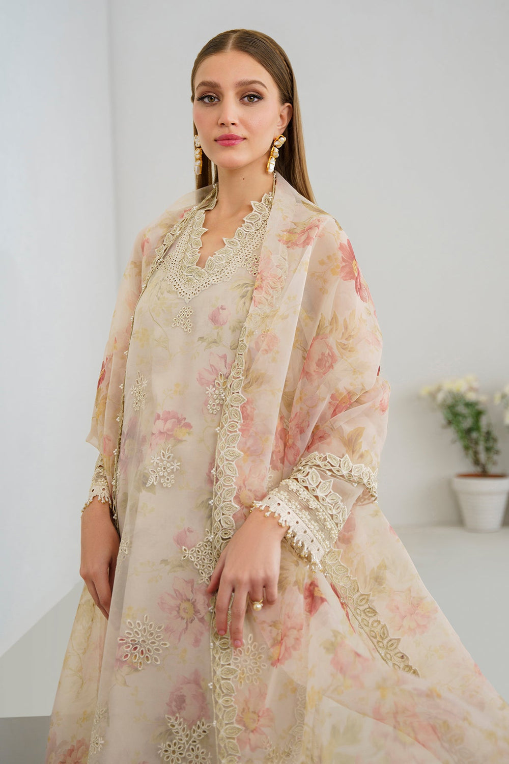 BH EMBROIDERED ORGANZA UNSTICH 3PC